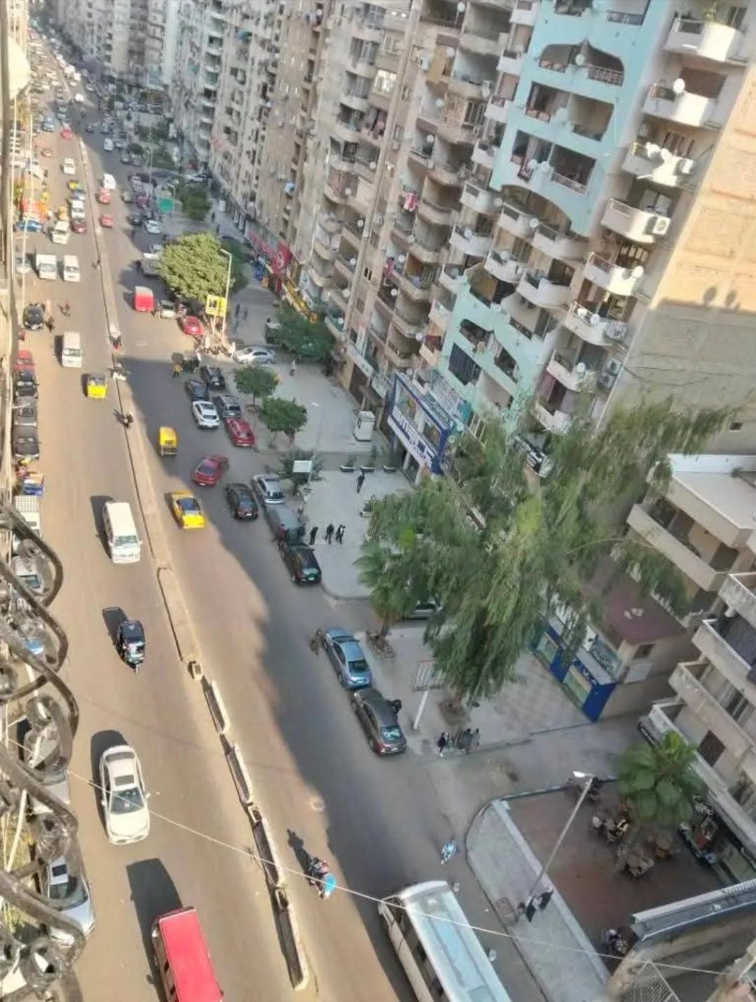 One Minute From The Sea * Alexandria